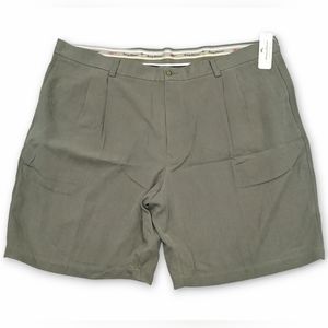 Tommy Bahama NWT Men's 44 100% Silk Shorts 9.5" Inseam Green Pleated Chino